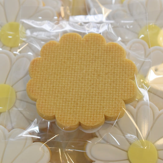 Traditional Daisy Cookies