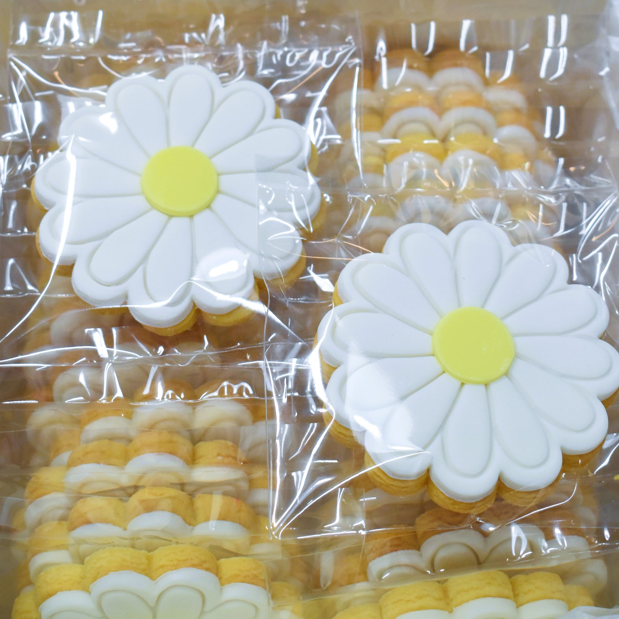 Traditional Daisy Cookies