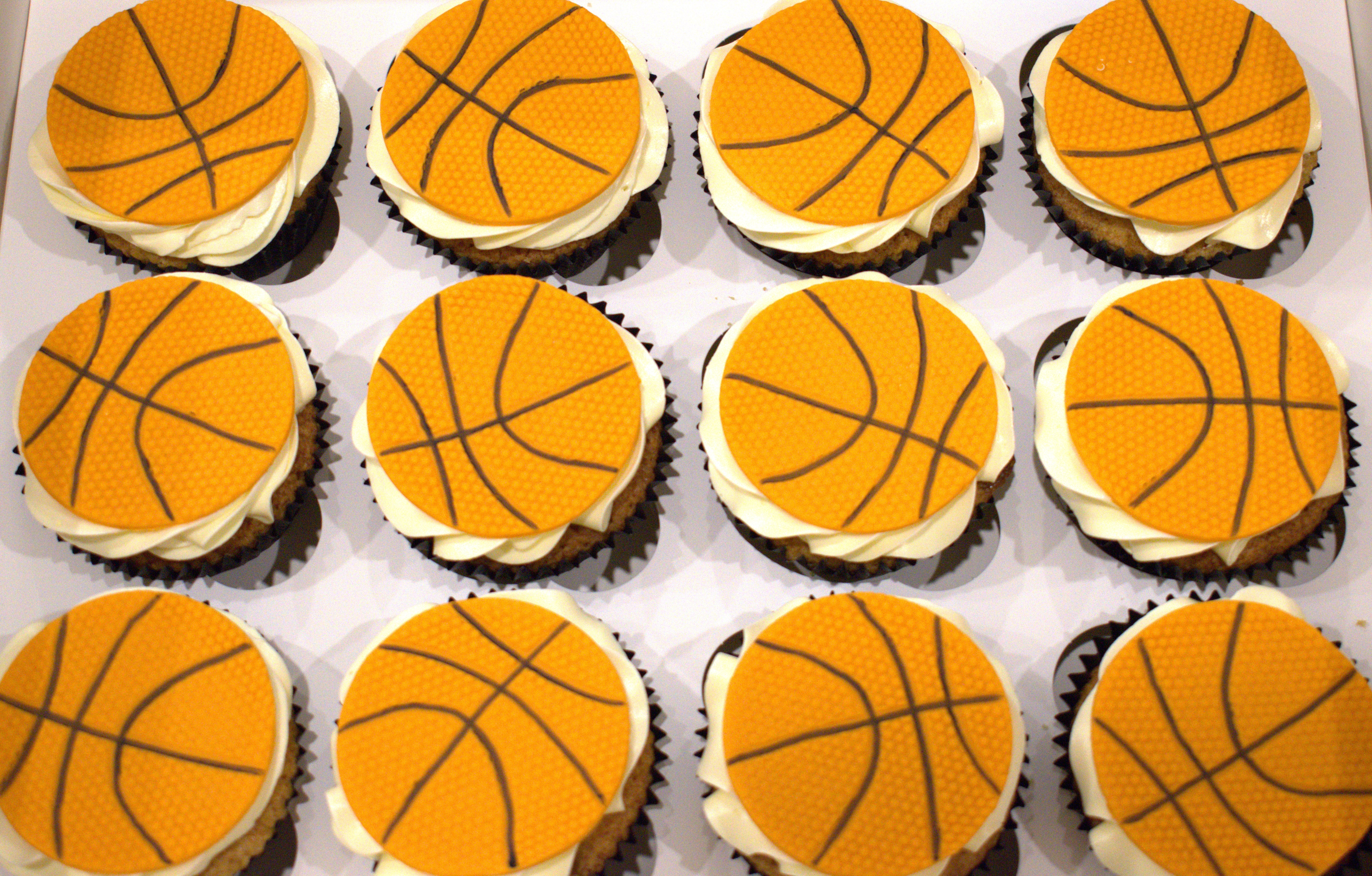 Basketball Cupcakes